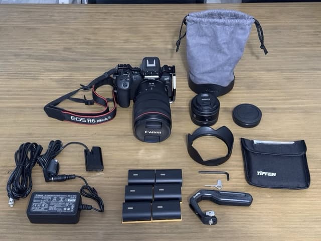 Canon R6 Mark II + RF 24-70mm F/2.8 IS USM + Accessories