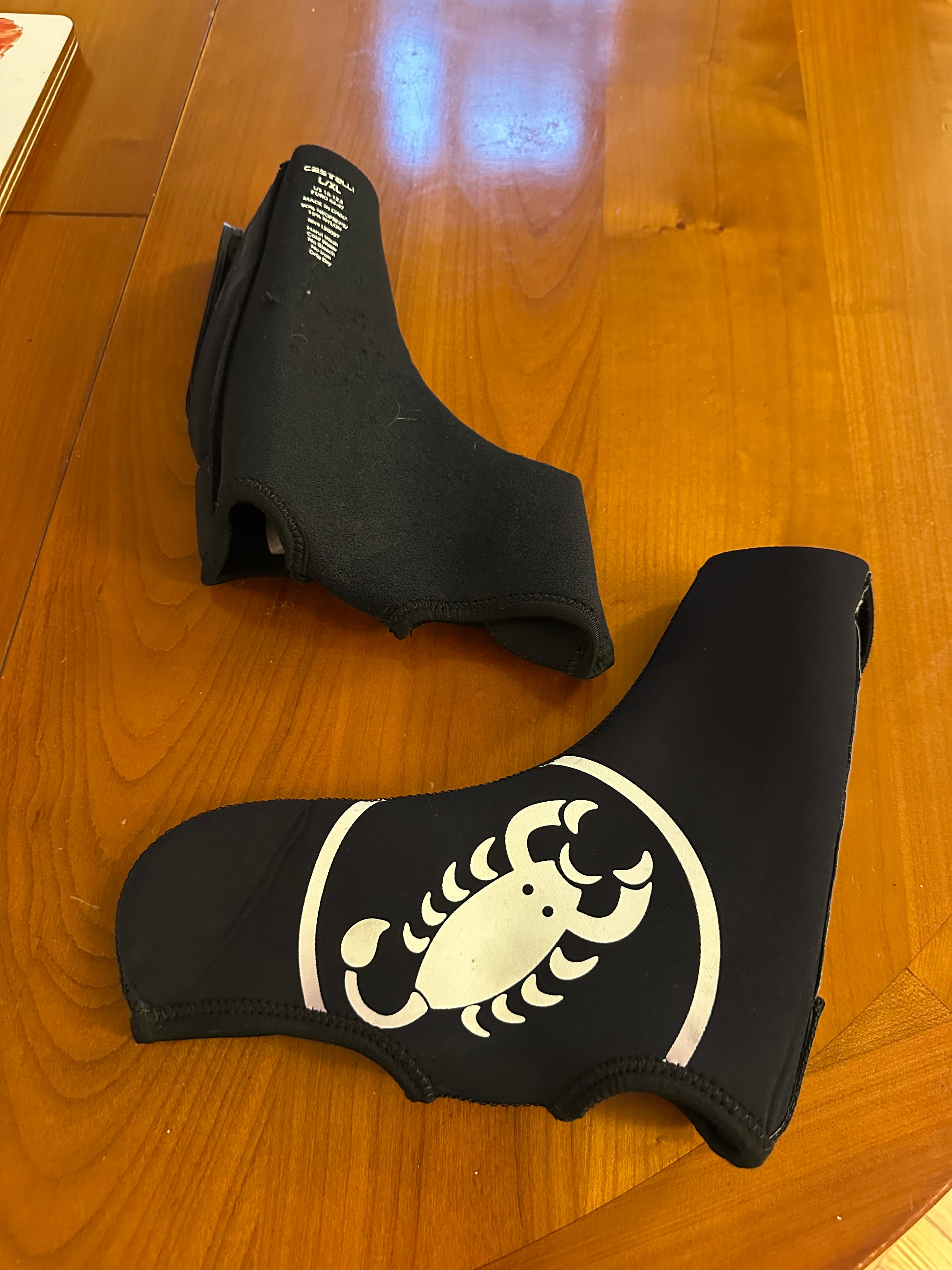 Black Castelli neoprene overshoes - perfect Santa gift!