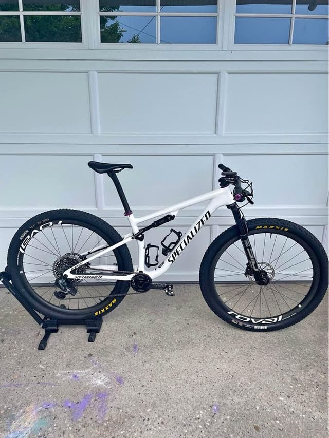 Specialized Epic PRO 2021 whatsapp : +447901979840
