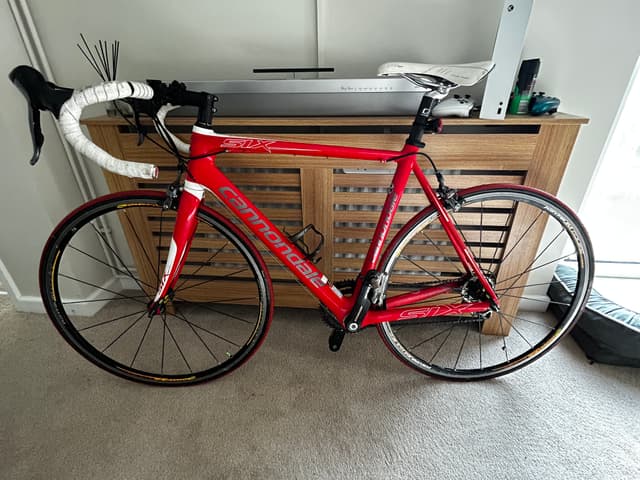 Cannondale Six Carbon Road Bike – Ultegra – Excellent Condition