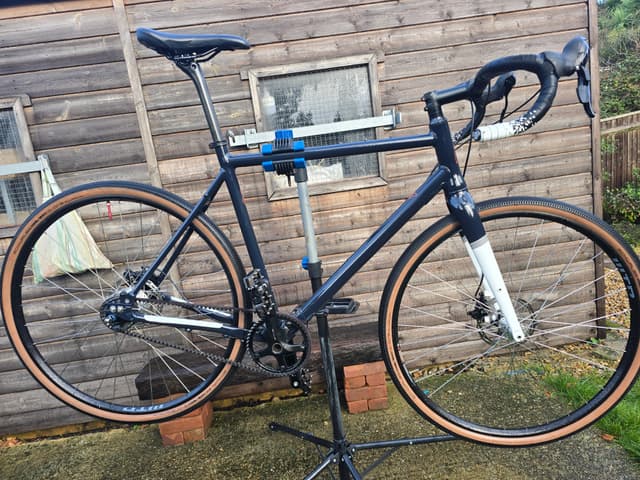 Priority Apollo 11 belt-drive gravel bike