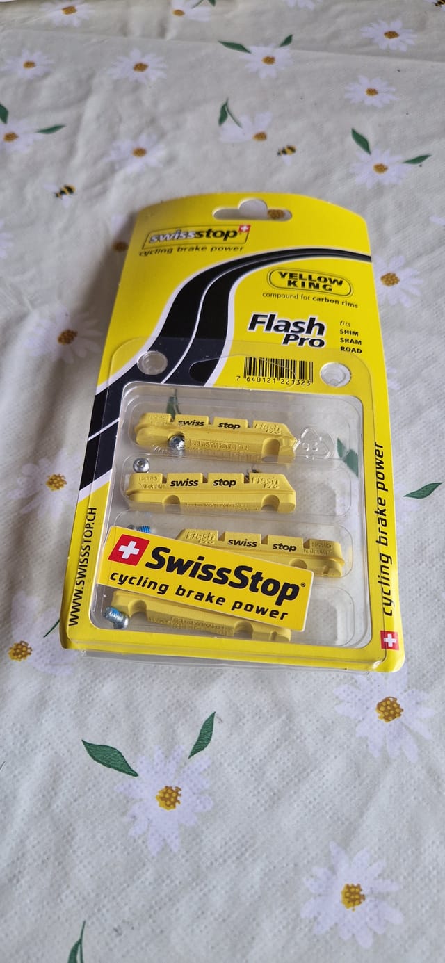 Yellow King swiss top flash pro brake pads